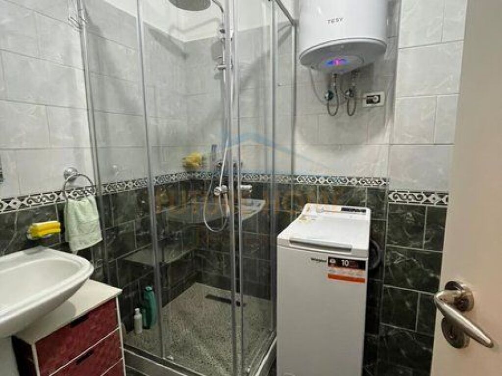 For sale, Apartment 2+1, former Bus Park, Tirana