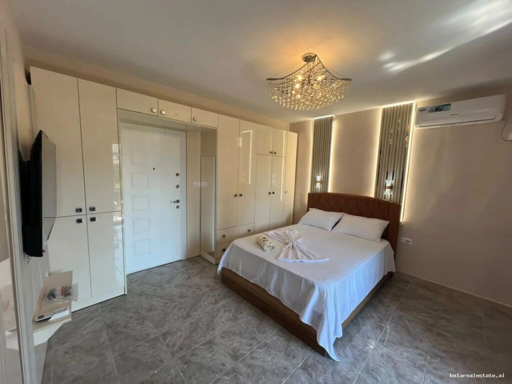 Garsioniere Me Qera Ne Qender (ID BG143) Tirane