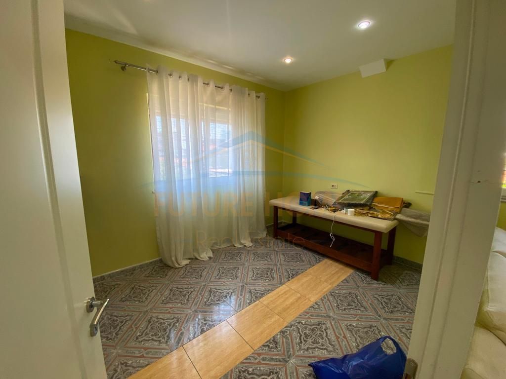 Affitto, Appartamento, vicino a Casa Italia, Tirana