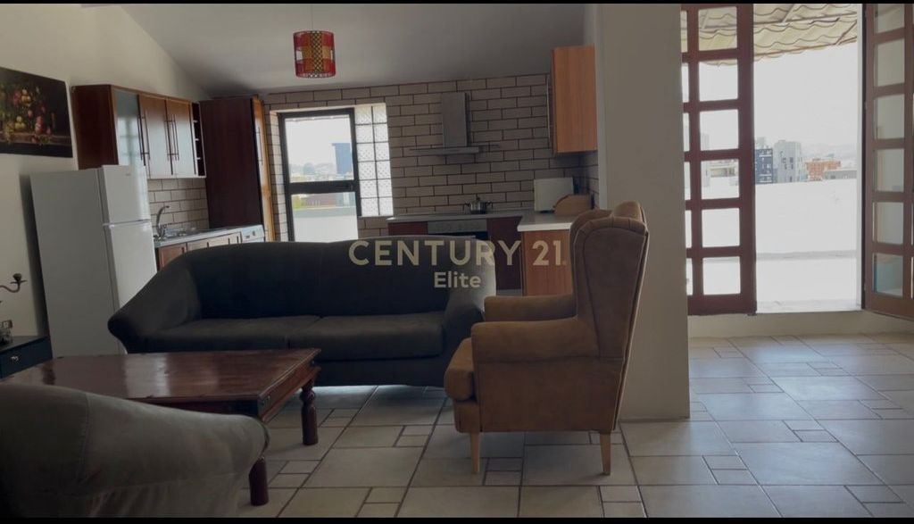Jepet me qira apartament 1+1 tek Rruga e Dibres!