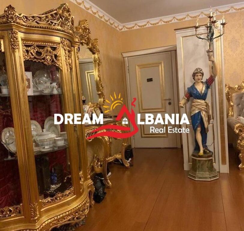 Shitet super apartament 2+1+2 garazhe dhe nje post parkimi ne Kinostudio prane Ministris se Kultures(Id 41211321)

