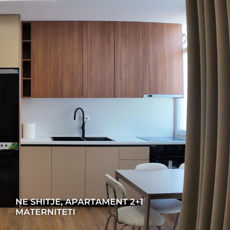 per shitje apartament 2+1 tek brryli afer maternitetit te ri