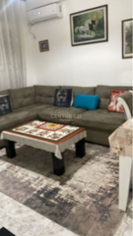 JAPIM ME QIRA APARTAMENT 2+1 NE ASTIR !!
