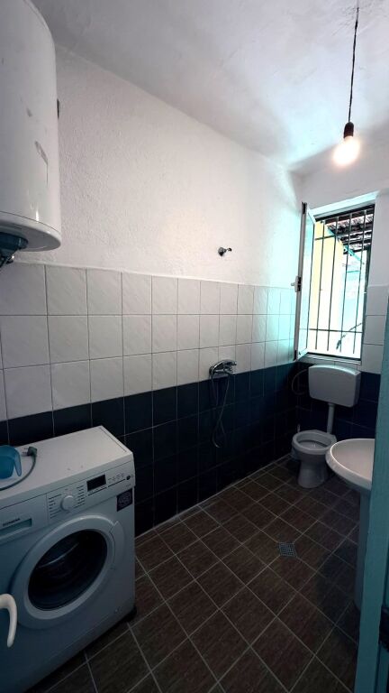 🏠 INGRESSO 1+1 IN AFFITTO A ZOGU I ZI, VICINO ALLA CROCE ROSSA