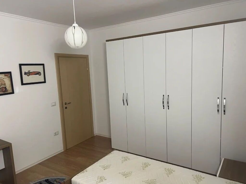 Jepet me qira Apartament 3+1  Bill klinton