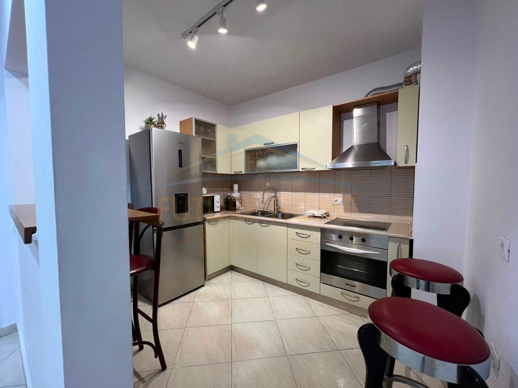 SHITET APARTAMENT 2+1 KOMUNA E PARISIT