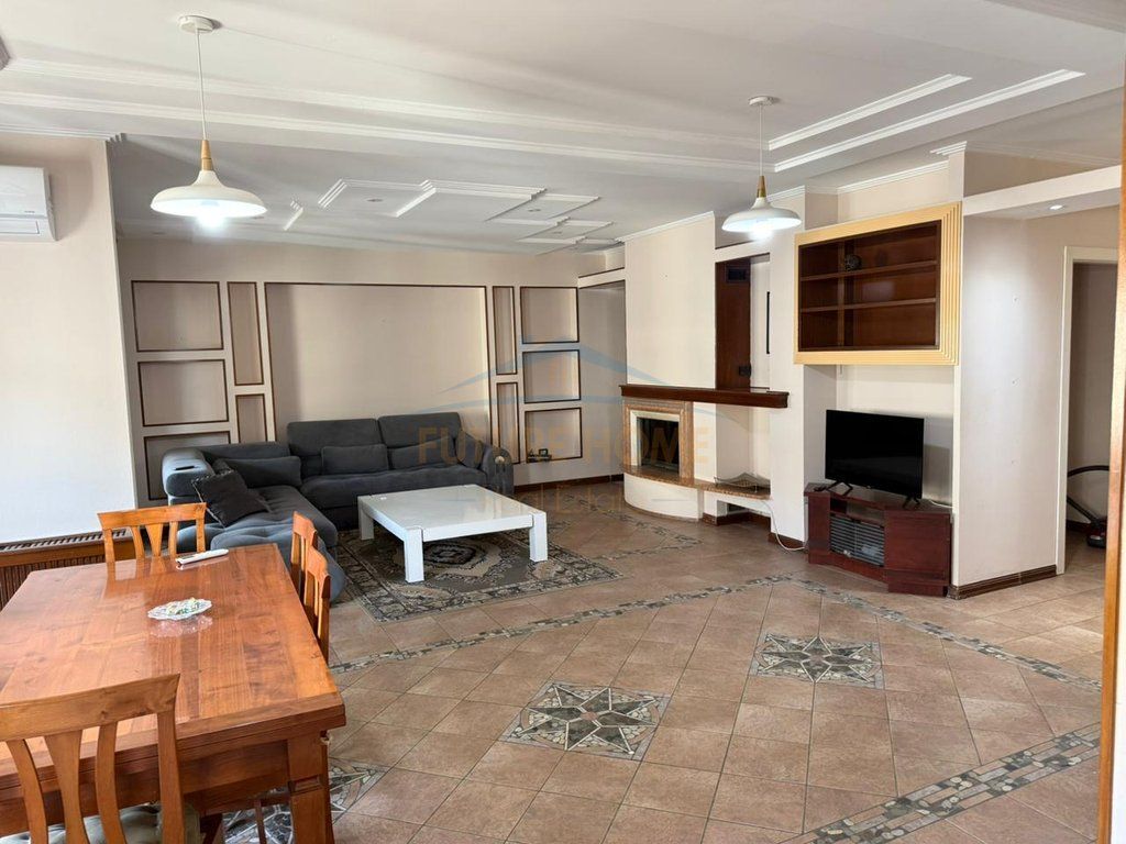 Rent, Apartment 3+1+2, Paris Municipality