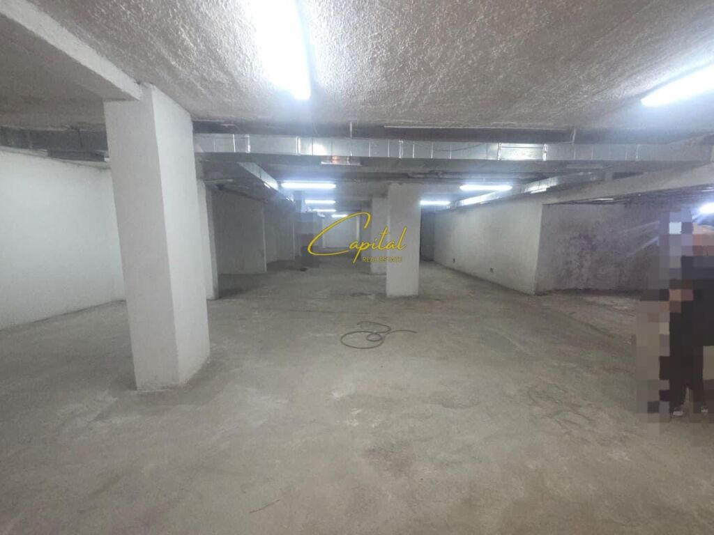 WAREHOUSE FOR RENT 350 M2 NEW MARKET 2,100 EURO