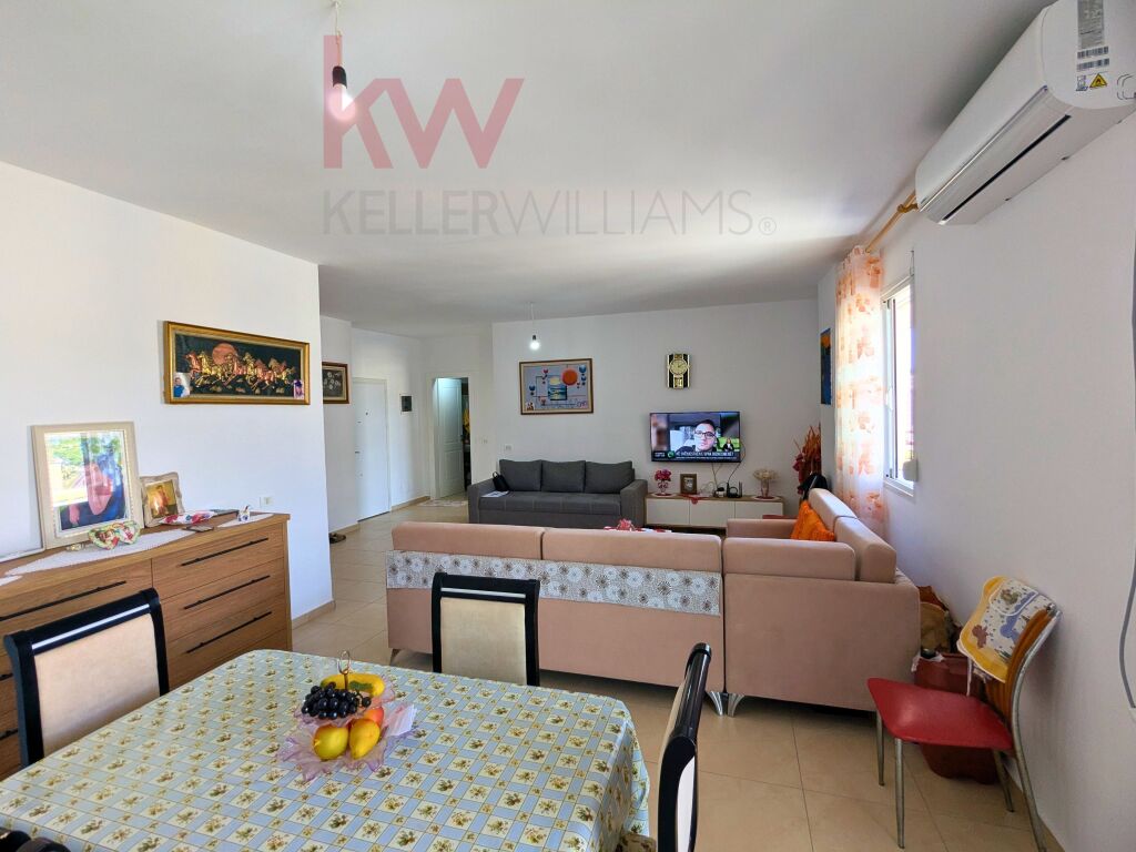 OKAZION SHITET APARTAMENT 2+1+2 + 2 BALLKONE NE ZEMER TE TRANSBALLKANIKES ME PAMJE DETI