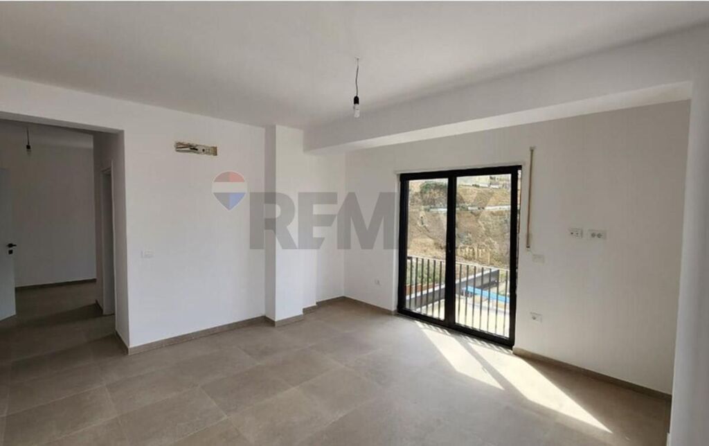 Appartamento di Lusso nella Zona Richiesta di Tirana