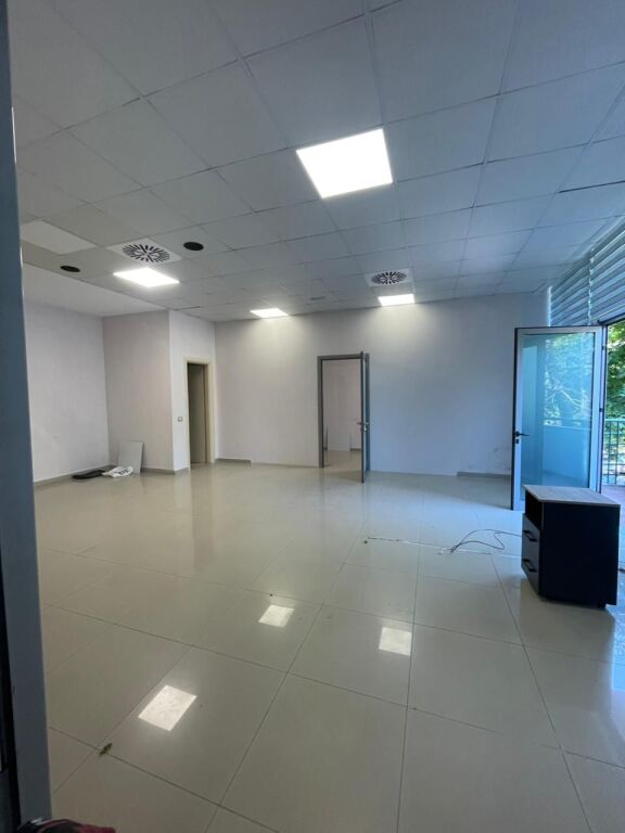 Business premises for rent near the sports palace in Durres