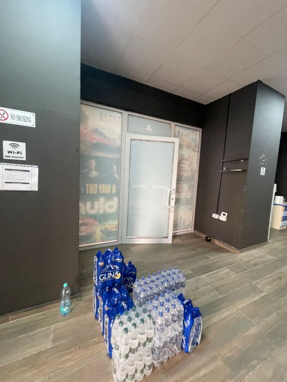 Locale commerciale in affitto vicino al Palazzo dello Sport, Durazzo
