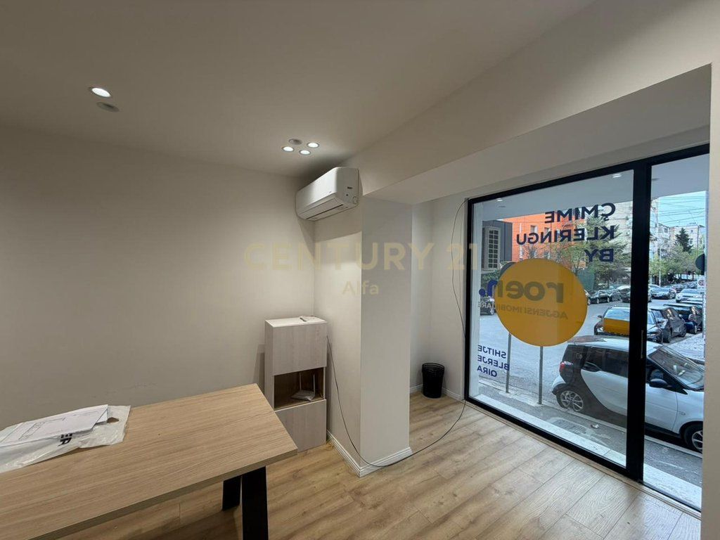AFFITTO, AMBIENTE 30 m² PIANO 0, VICINO ALLA VIA KOSOVARËVE