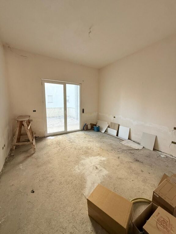 Shitet Apartament 3+1+2 me Verandë – Kompleksi Mateo, 📍 Kopshti Zoologjik, Tirana