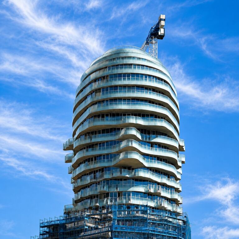 🚨 **SHITET APARTAMENT 1+1 TEK TIRANA'S ROCK** 🚨