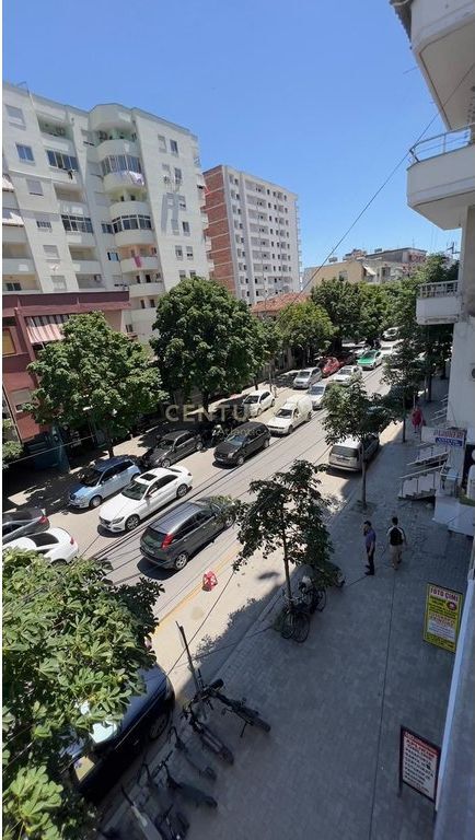 Apartament 2+1 Për Shitje në Drejtoria e Policisë, Durrës