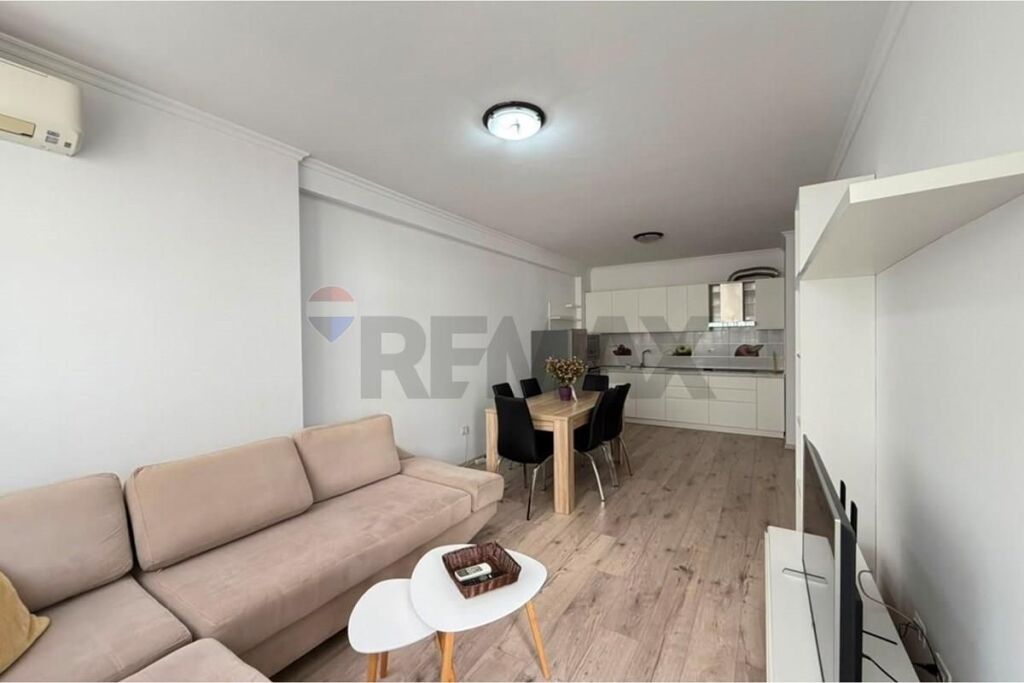 Jepet apartament 2+1 per qira tek Ndere Mjeda!

