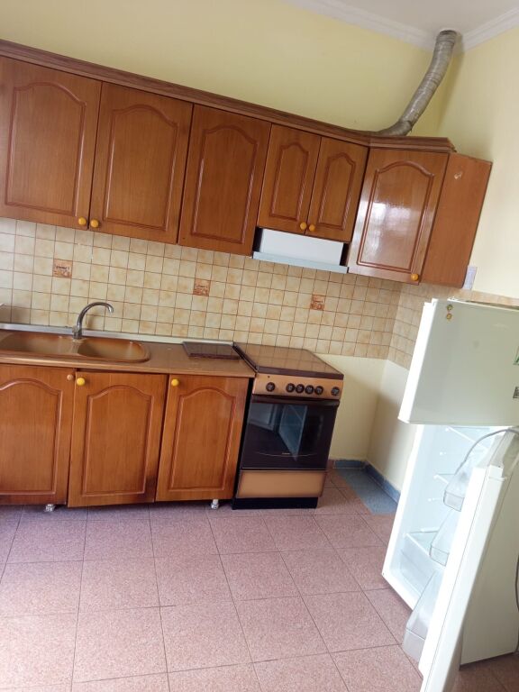 APPARTAMENTO 1+1. 27000 LEKE ASTIR.