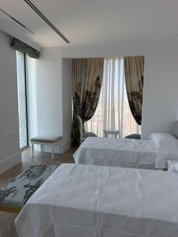 🏙️ Shitet Apartament Luksoz 2+1+2 – Downtown One, Tiranë ✨