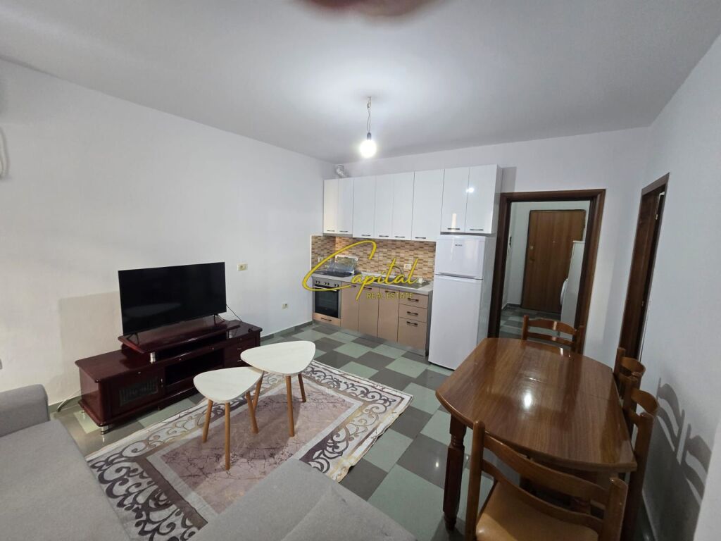 APARTAMENT ME QIRA 1+1 RRUGA E ELBASANIT 50.000 LEKE
