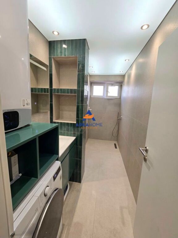 SHITET APARTAMENT LUKSOZ 2+1+BALLKONE "BRRYLI" 18.850.000 LEKE - Widok 3