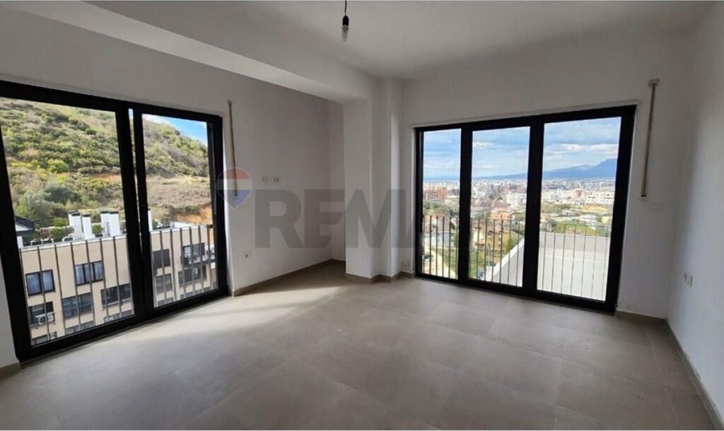 Appartamento di Lusso nella Zona Richiesta di Tirana
