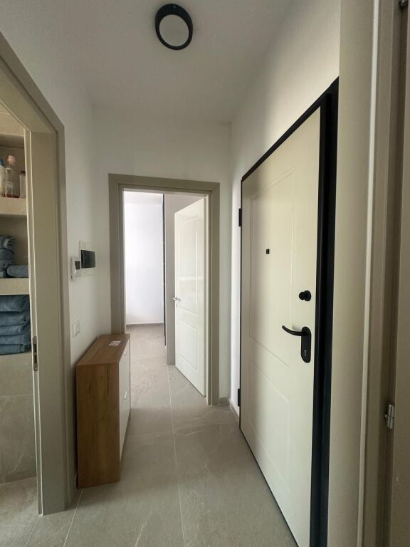 Jepet me Qera Apartament 1+1 Rruga Jordan Misja