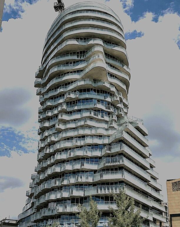 🚨 **SHITET APARTAMENT 1+1 TEK TIRANA'S ROCK** 🚨