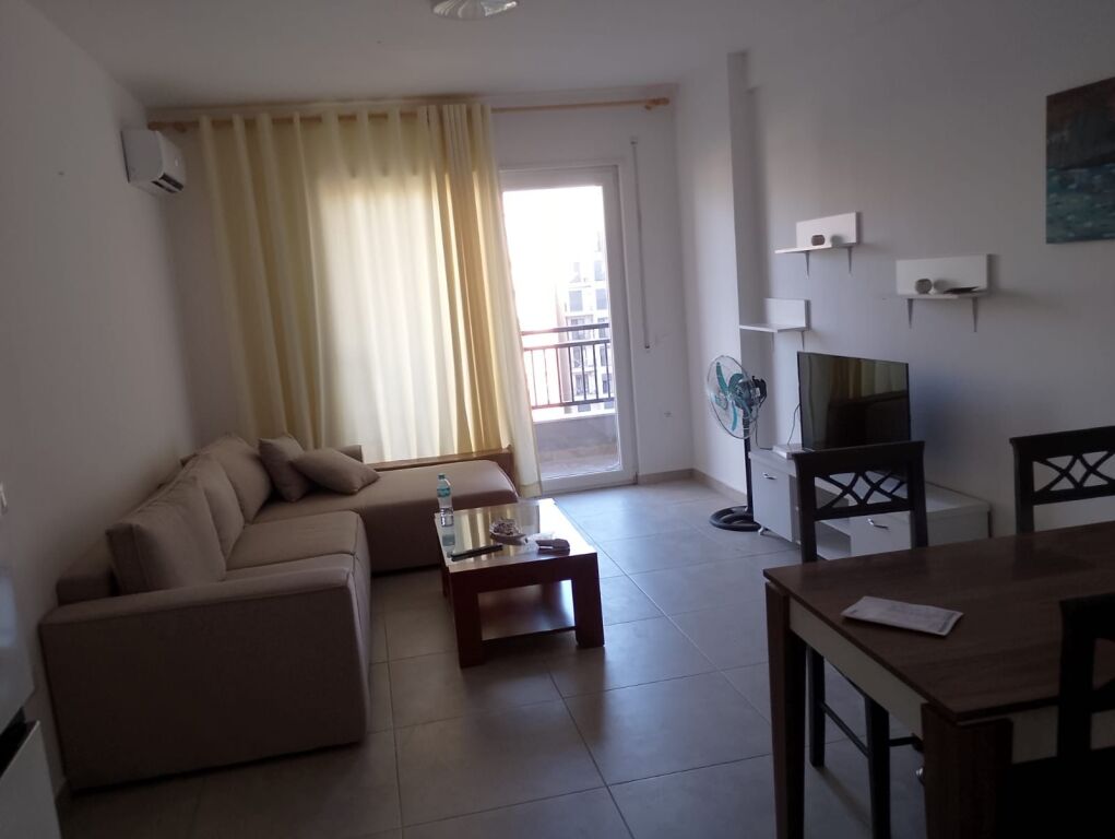 1+1, te vila L2, astir, 450 euro me parkim