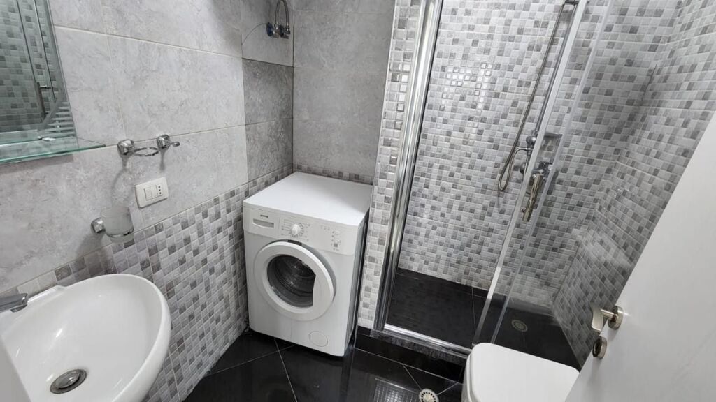 Apartament 2+1, Shkolla e Baletit! – další