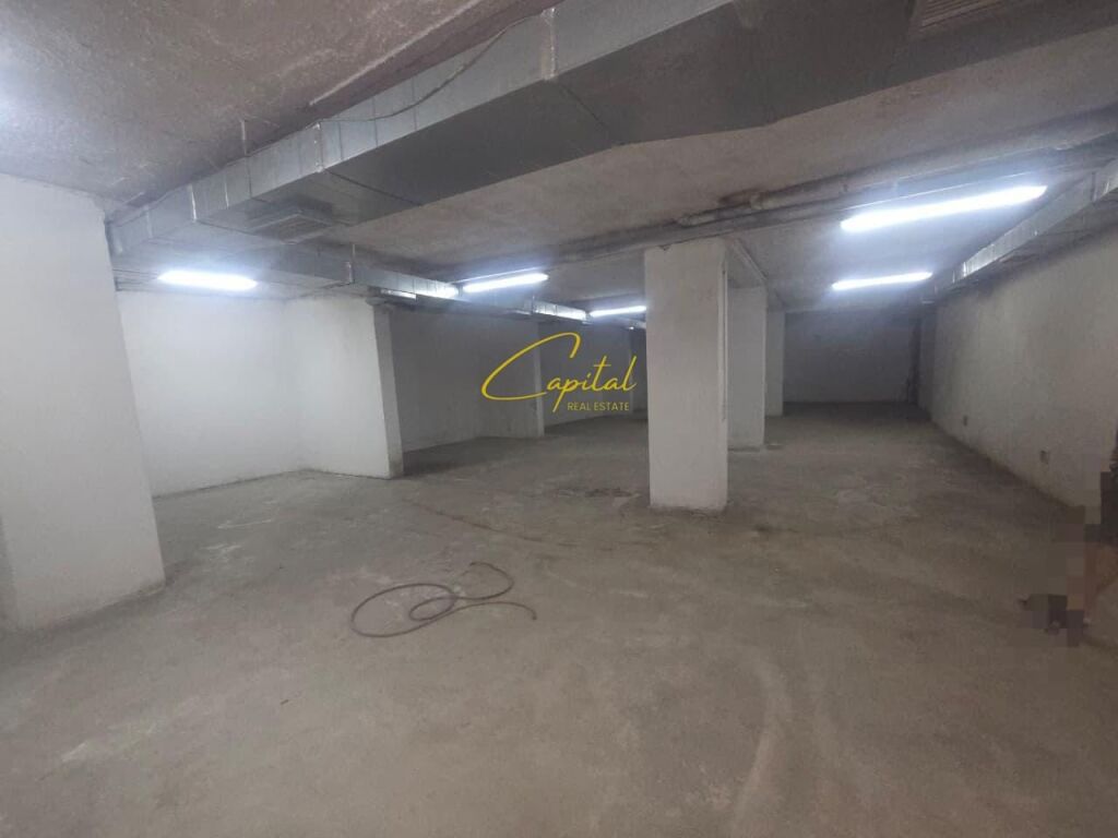 WAREHOUSE FOR RENT 350 M2 NEW MARKET 2,100 EURO