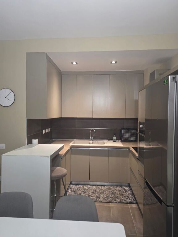 Apartament 2+1+2 per qera Ne Astir !