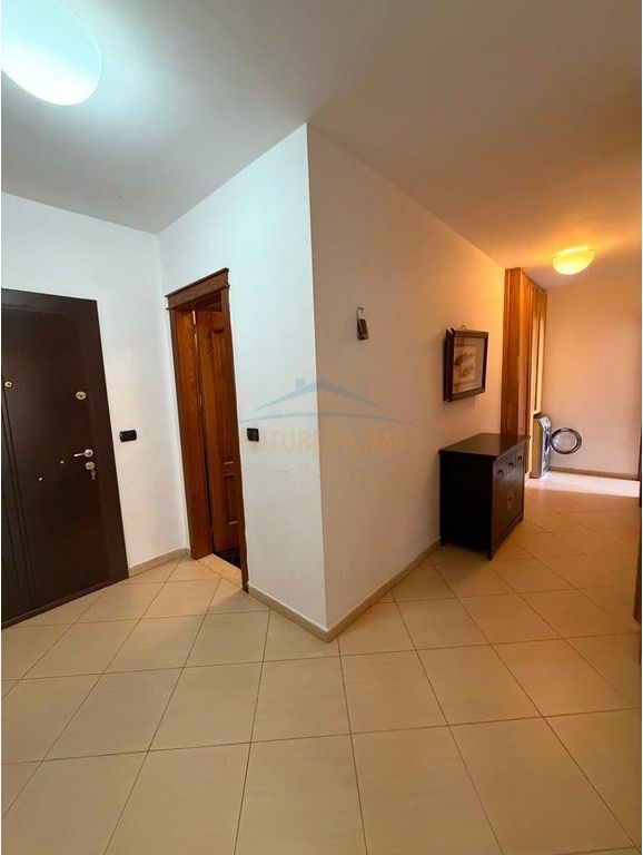 In vendita, Appartamento 2+1+Garage, 21 dicembre, Tirana