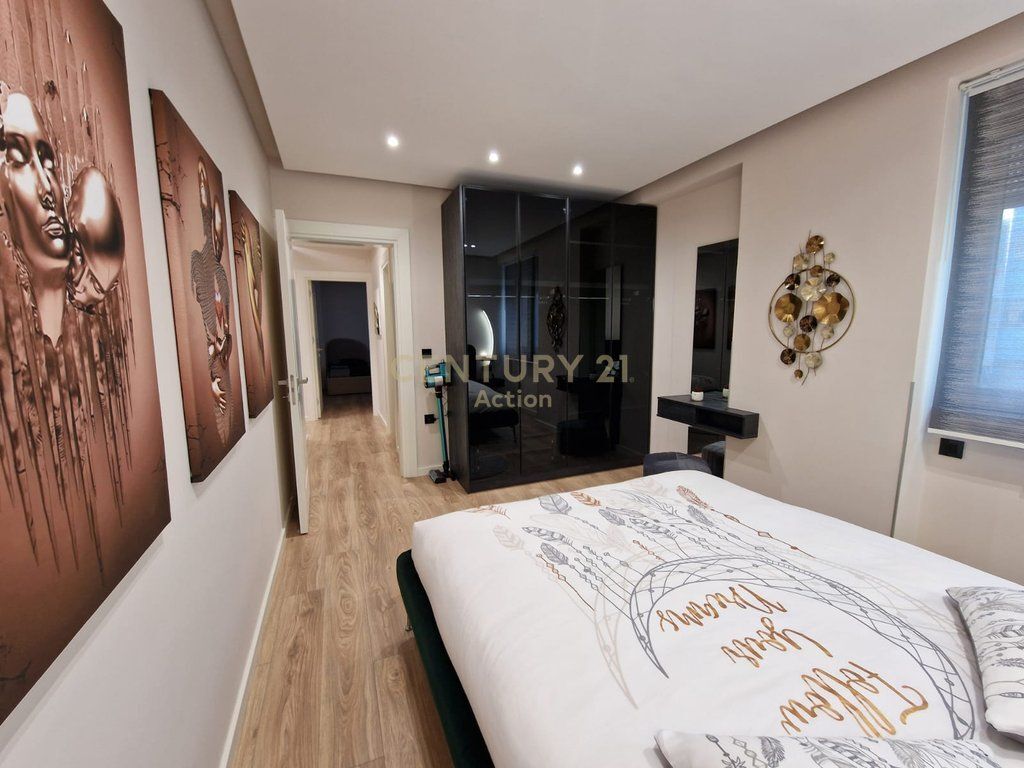 FORMER EXHIBITION, LUXURY 2+1 APARTMENT FOR RENT!!