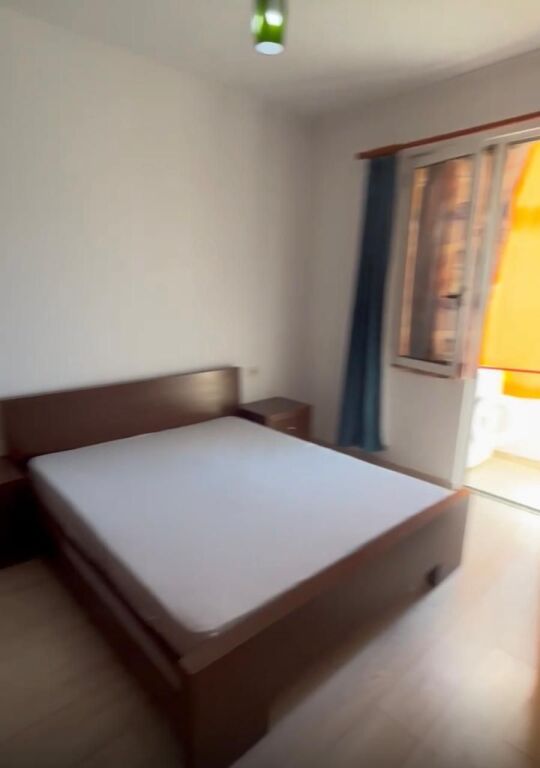 JEPET APARTAMENT ME QERA 3+1, 21 DHJETORI