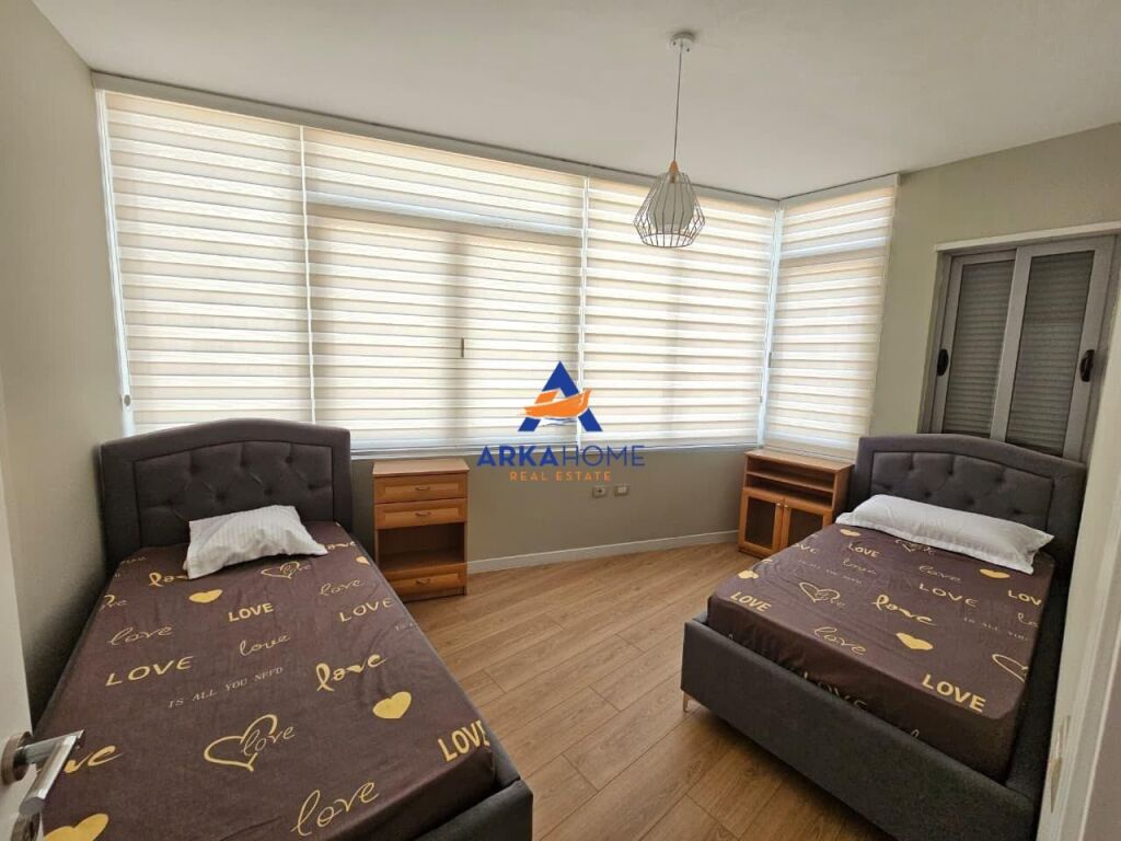 JEPET APARTMENT 2+1+BALLKON "PRAN PROKURORIS , RR HAXHI HYSEN DALLIU" 70.000 LEKE – pohled 2
