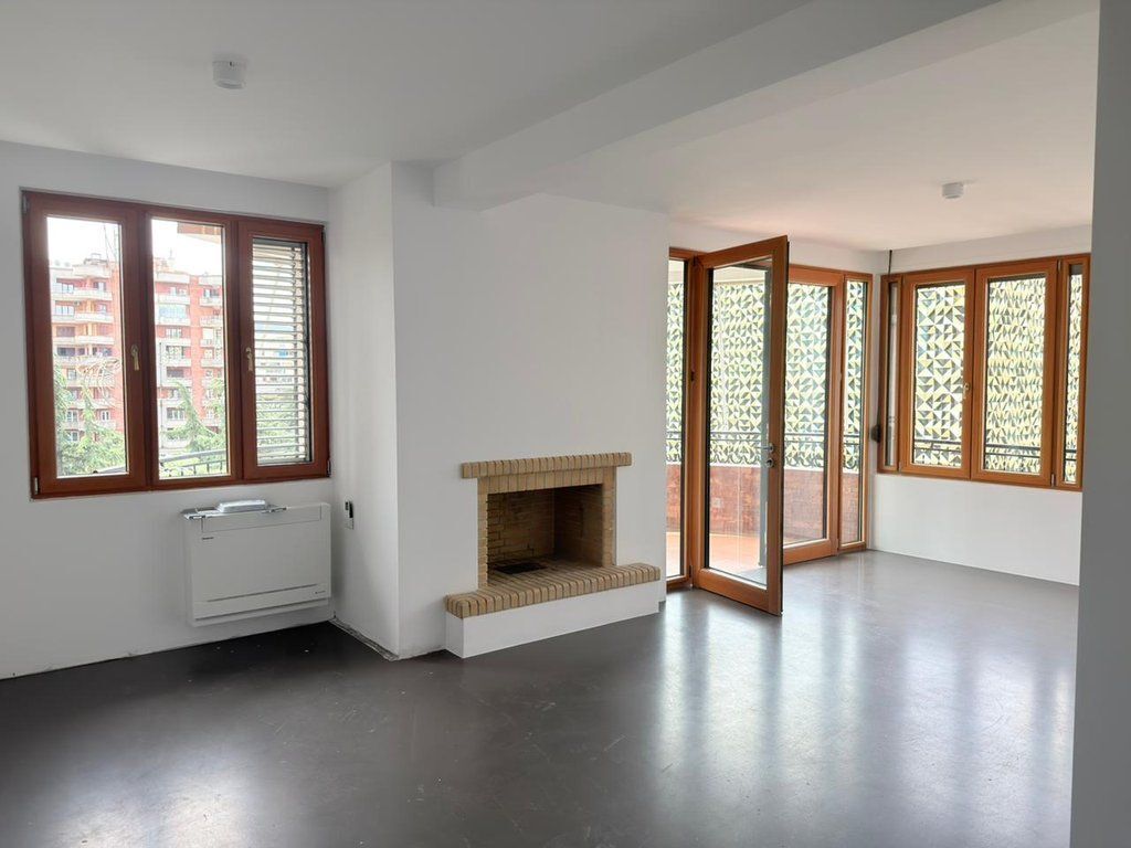 Apartment 1+1 for Sale in Bllok!