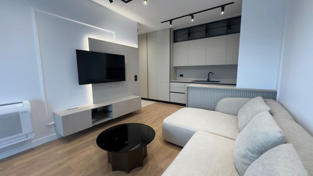 Apartament 1+1 + post parkimi me qira , Porcelan