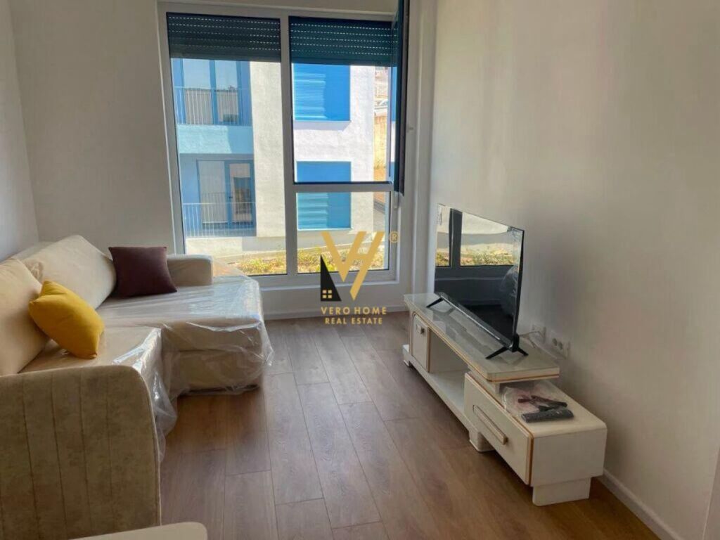 JEPET APARTAMENT 1+1+BLK ME QERA TEK OXA, SHKOZE 550 EURO