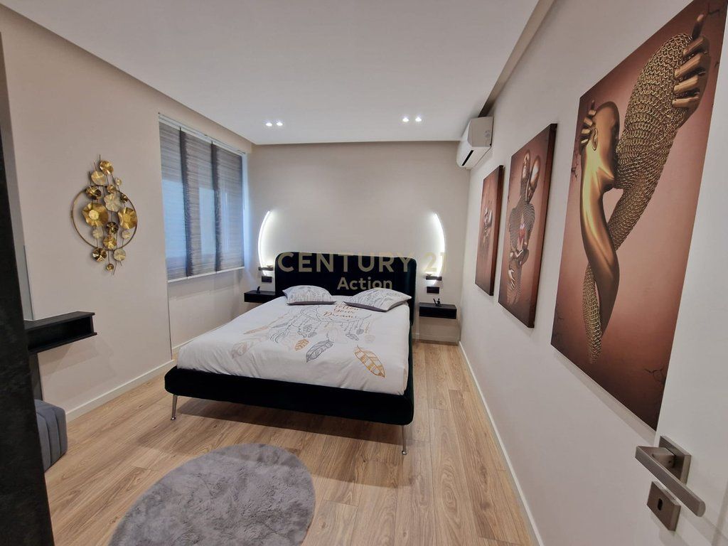 FORMER EXHIBITION, LUXURY 2+1 APARTMENT FOR RENT!!