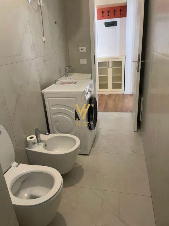JEPET APARTAMENT 1+1+BLK ME QERA TEK OXA, SHKOZE 550 EURO