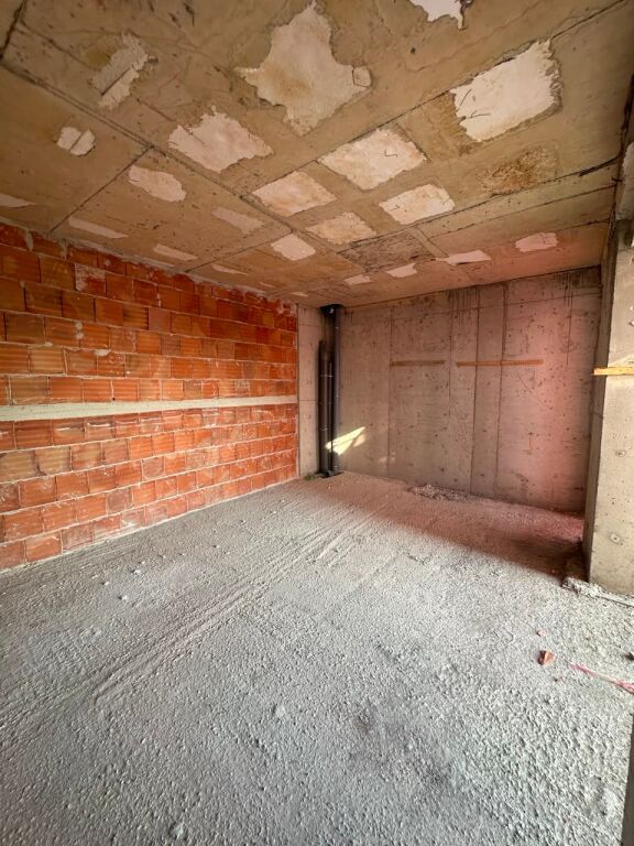 APARTMENT 1+1 FOR SALE NEAR KUQE SCHOOL