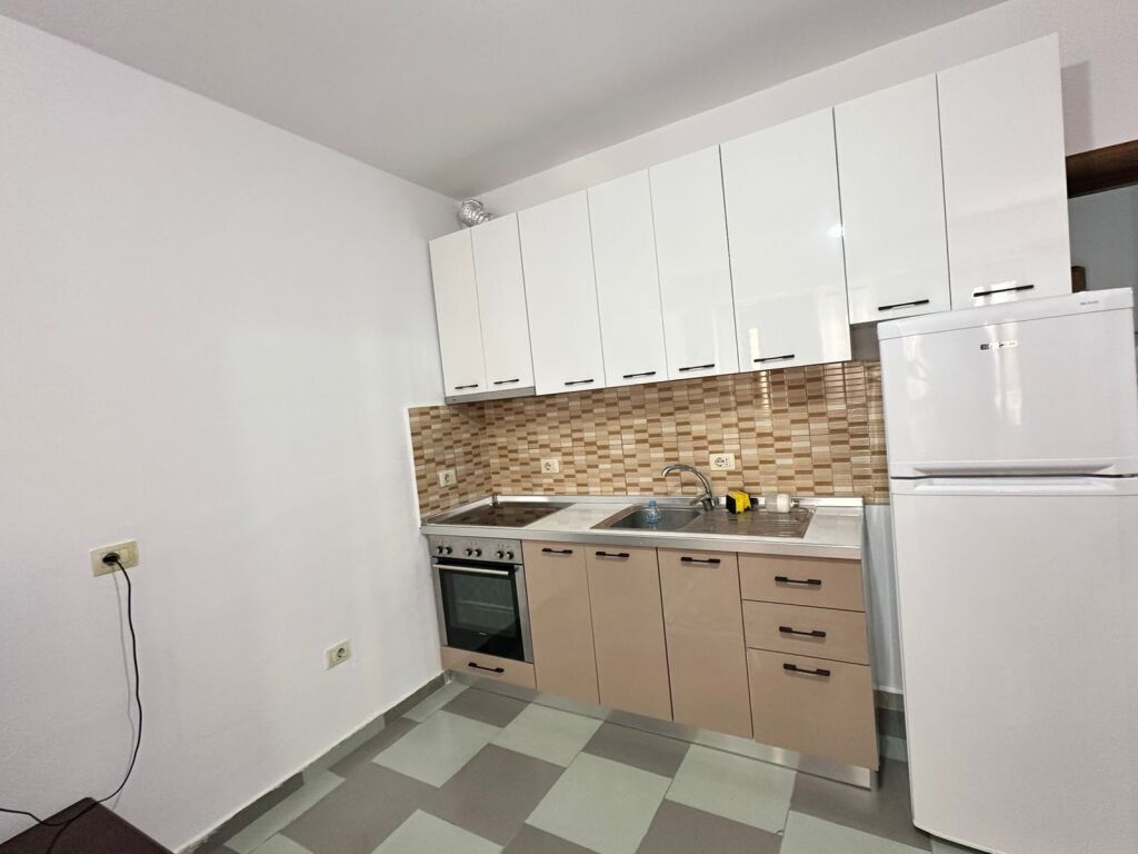 1+1/Rent📍Elbasan street 📌50 000 lek