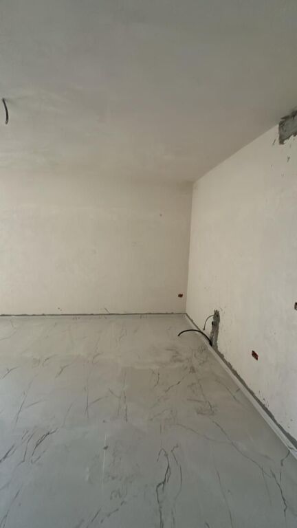 VENDESI APPARTAMENTO 2+1 COMPLESSO SAEL, GOLEM