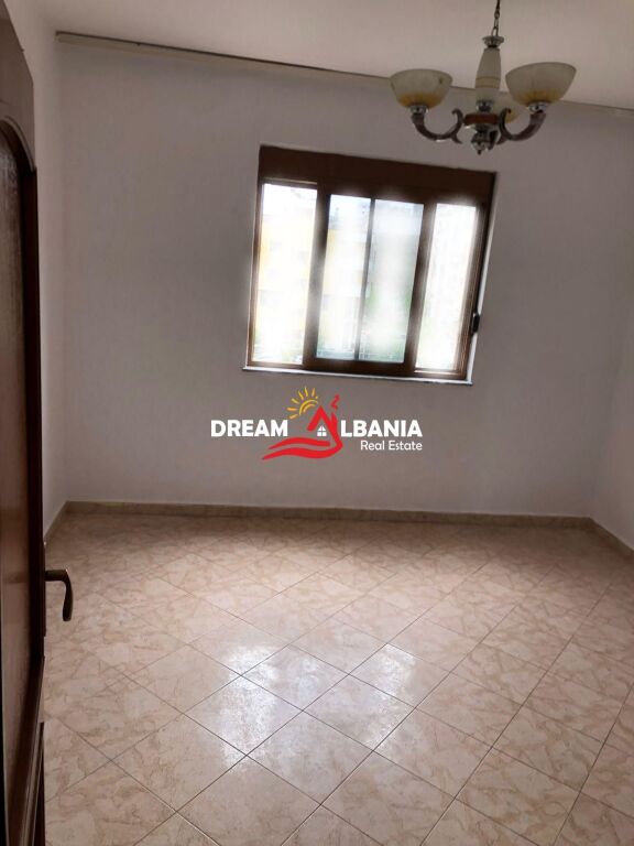 2+1 apartment for sale in Lapraka near the University Trauma Hospital in Tirana (ID 4129452)