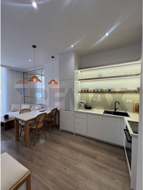 Apartament Luksoz 1+1 me Pamje Deti në Santorini