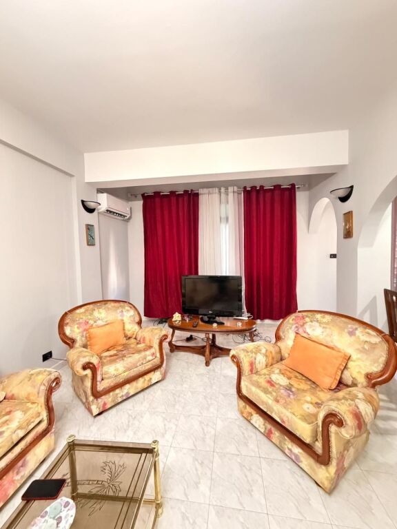 🏡 Appartamento 2+2+2 in Affitto – vicino alla Croce Rossa Durres