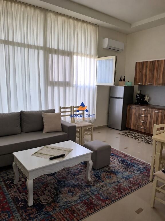 JEPET APARTMENT ME QERA 1+1+TUALET "ASTIR, AFER HOTEL ARC" 45.000 LEKE (I DISKUTUESHEM)
