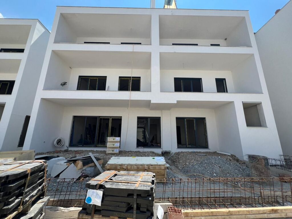 OPPORTUNITY! 2+1 apartment for sale at "Tërfili Residence"