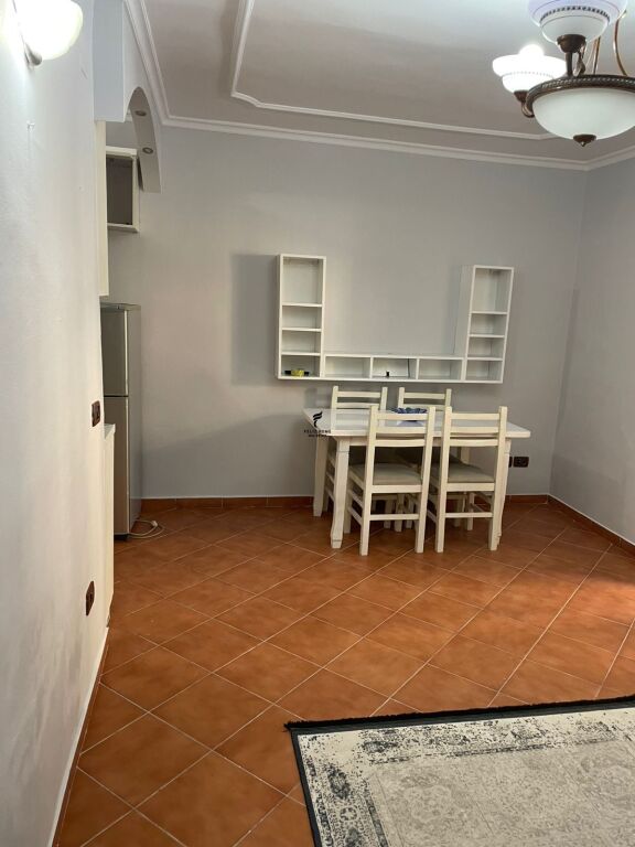 APPARTAMENTO IN AFFITTO 1+1 XHAMIA E TABAKEVE 50.000 LEKE FH-80636